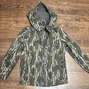 Magellan Outdoors Green and Brown Camo Kids Jacket